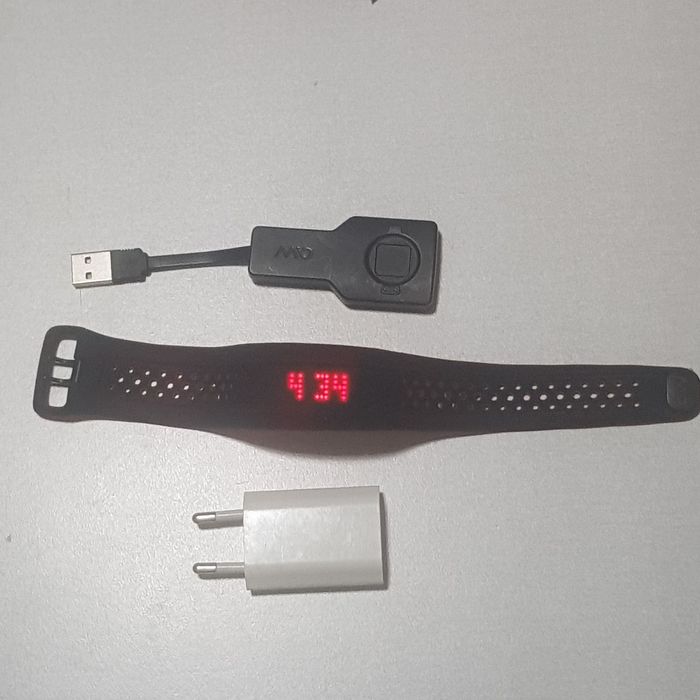 MIO FUSE Smart Watch  спортен фитнес часовник /HR/водоустойчив 30m/нов