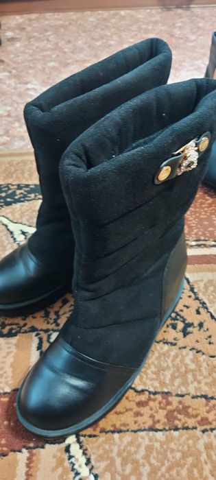 Продам женскую обувь