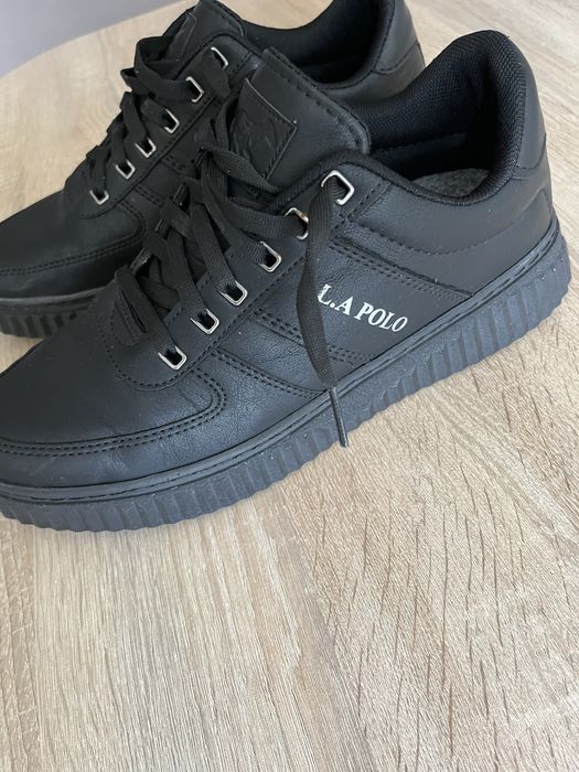 Обувки на La polo