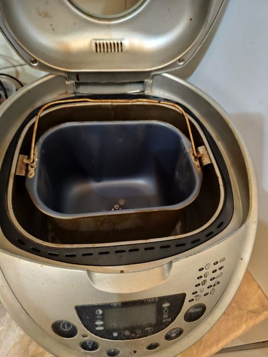 Хлебопечка. Тефаль с замесом.город Шымкент.