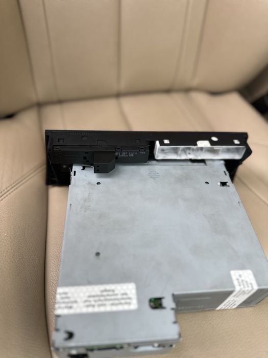 Сд чейнджър cd changer audi A4 B8