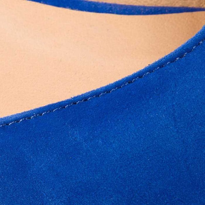 Продавам сандали Sergio Bardi син велур