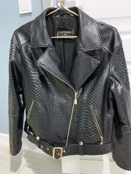 Сыртқы киім, өте жоғары кожадан дайындалған сапасы керемет