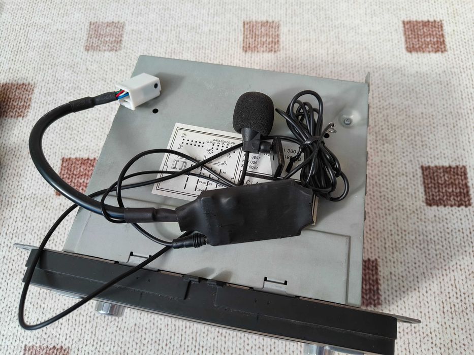 Rcd 300 bluetooth + microfon