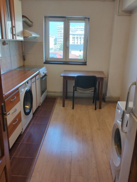 Apartament cu 3 camere