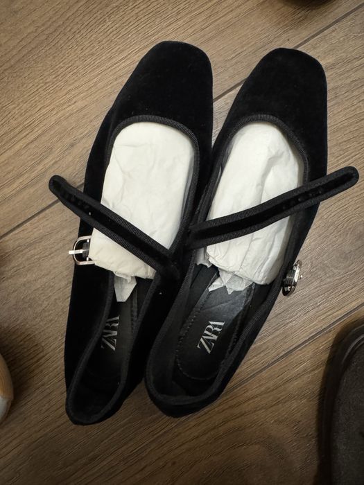 Продам женскую обувь