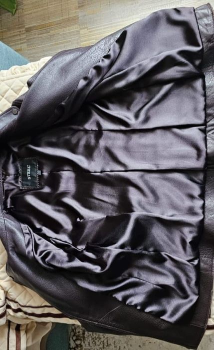 Продам кожаную куртку (турция)