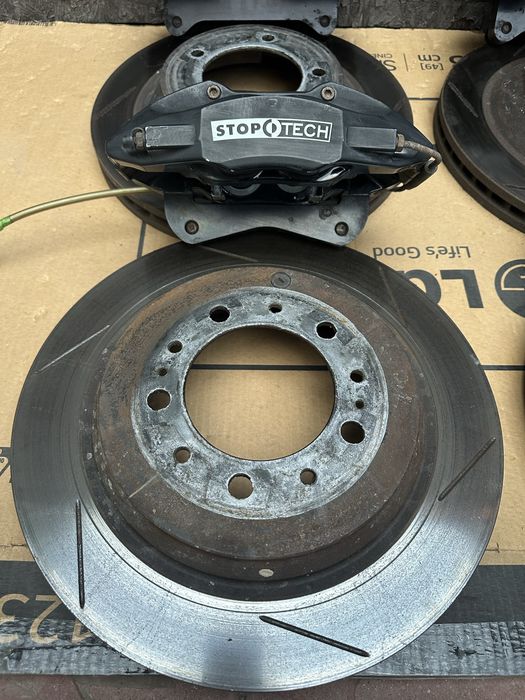 Тормозная система Stoptech для LC200, LX570