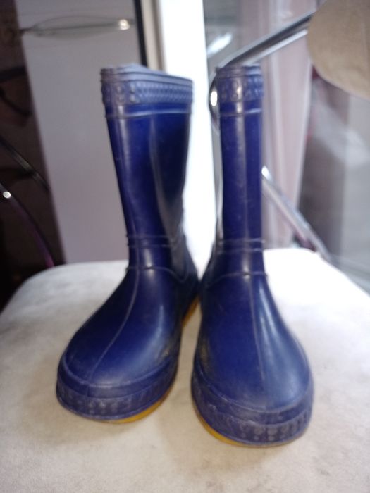 Резиновые сапожки