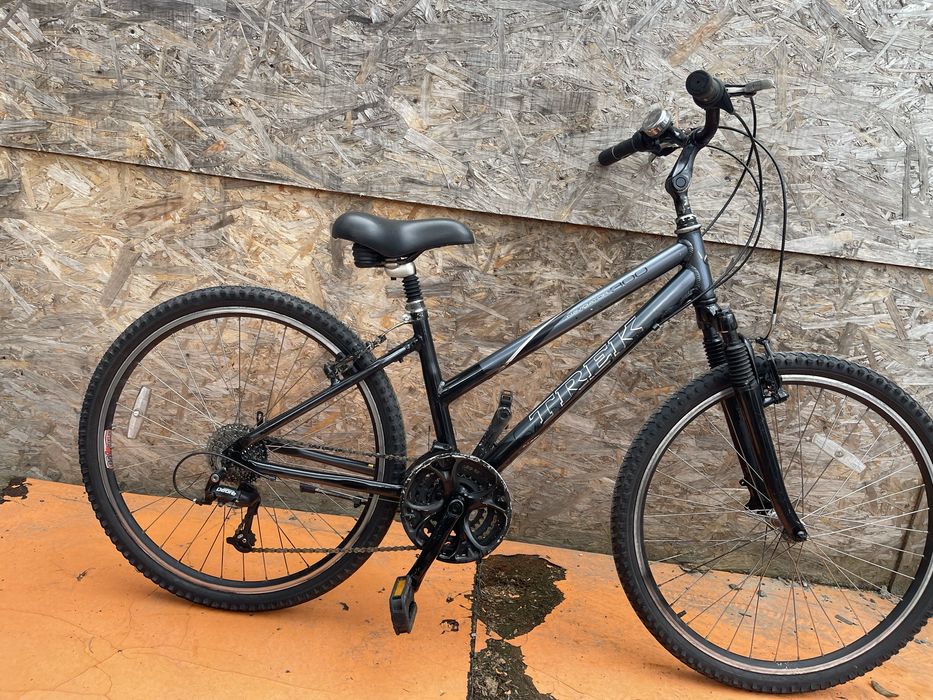 Bicicleta trek cadru dama de alumoniu roti 26”