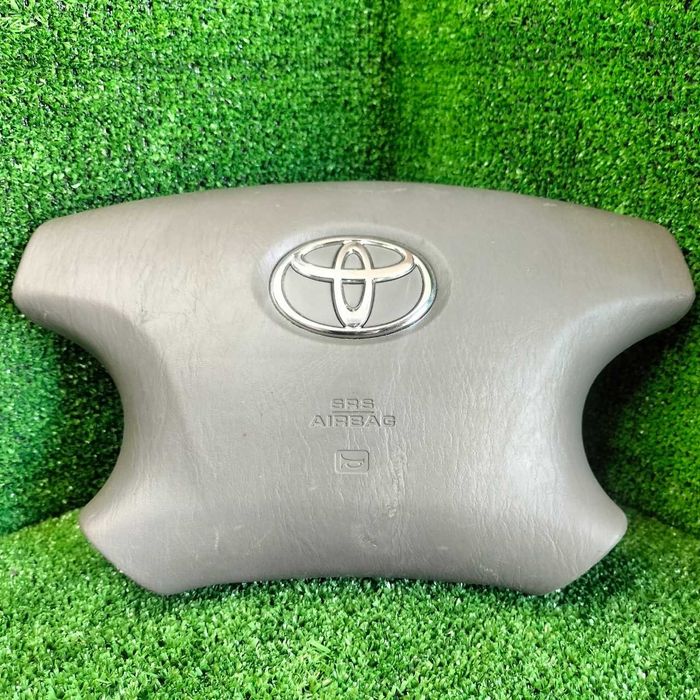 Продам Подушка безопасности крышка Airbag Toyota Camry 30 серый цвет