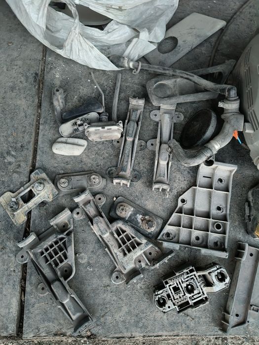 Крепления на Ауди 80 и Ауди 100