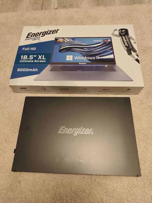 Laptop,cel mai mare ecran,18,5 inch-47 cm