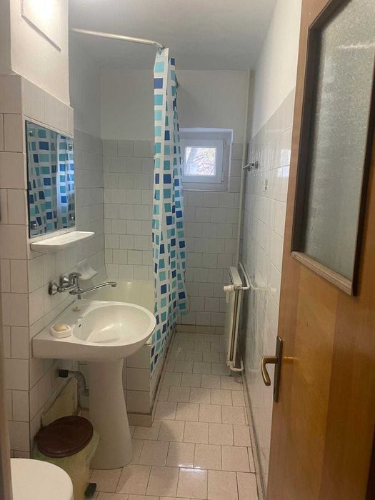 Inchiriez garsoniera Ghica Tei