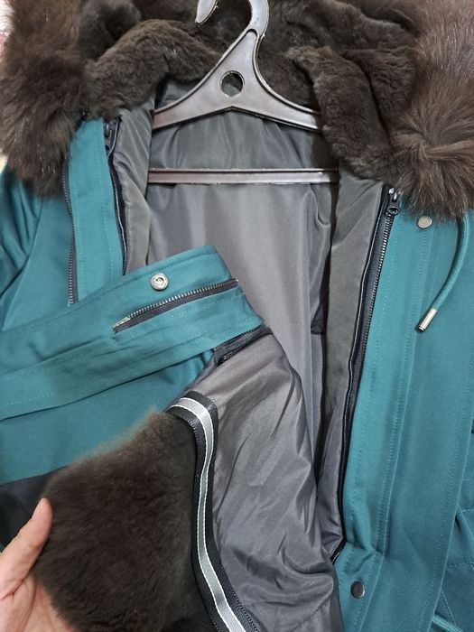 продам парку зима женская