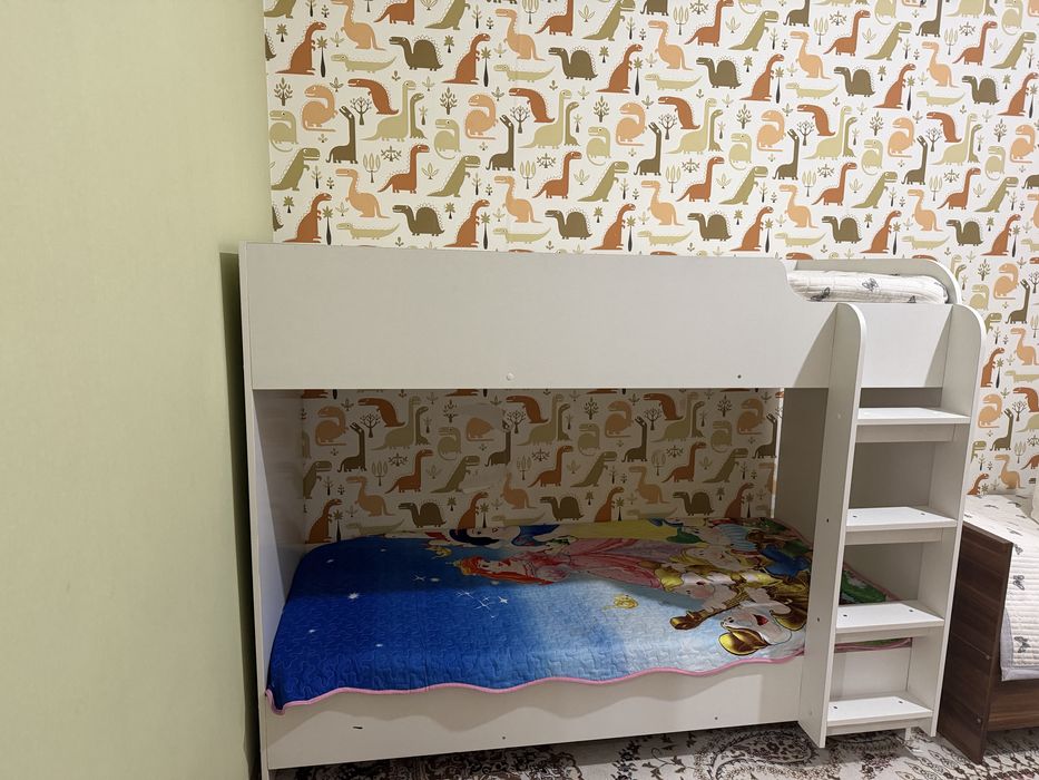 Детская кровать двухьярусная