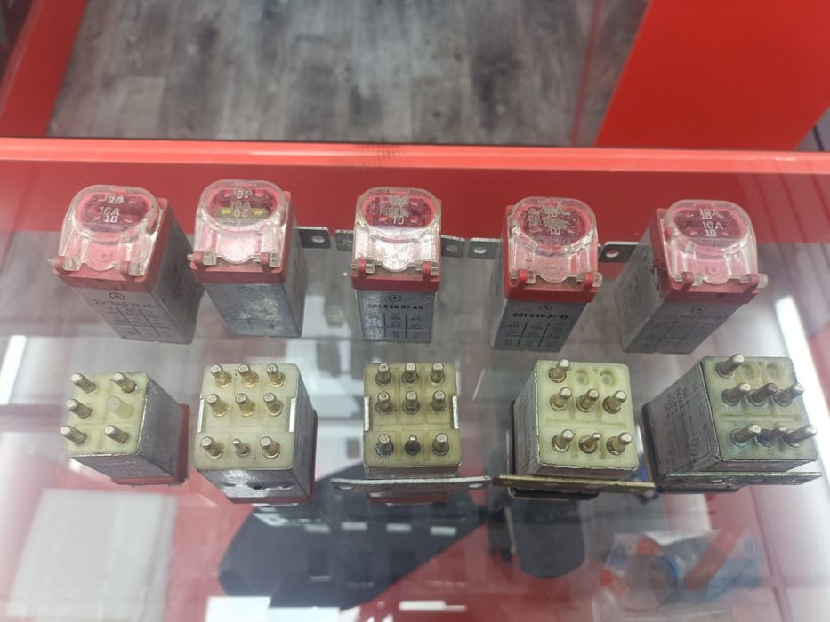 Реле нагрузки Мерседес