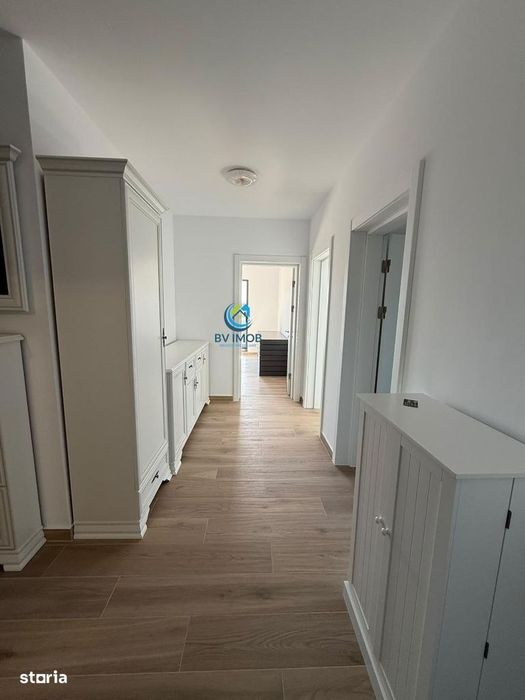 Inchiriem Apartament 3 Camere, Modern, Decomandat, Cristian