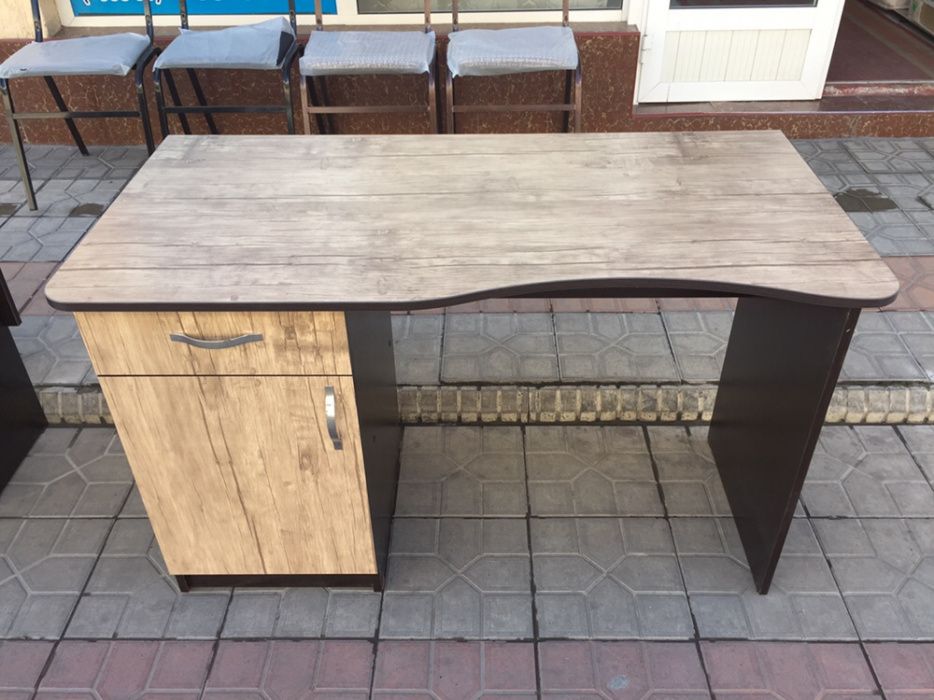 Письменный стол 750.000