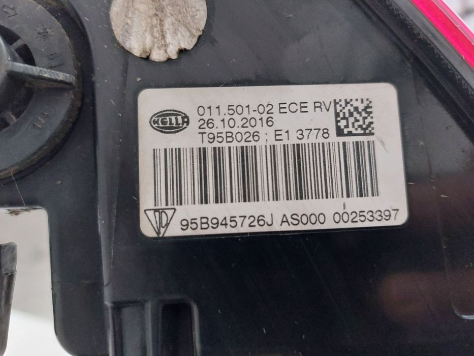 Catadioptru lampa spate reflector dreapta porsche macan original