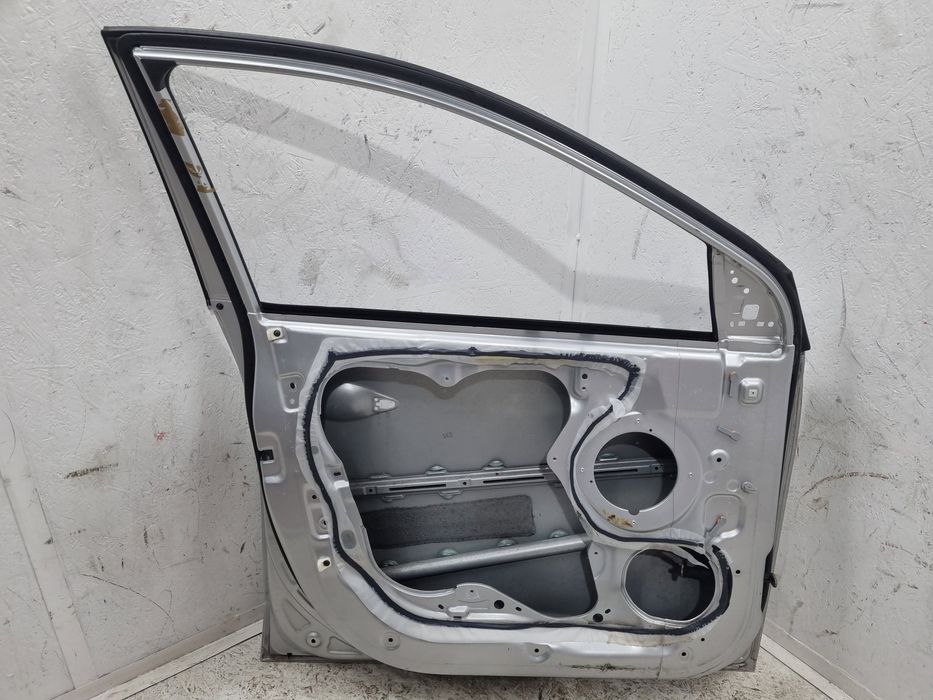 Usa stanga fata Hyundai ix35 (LM) [Fabr 2010-2017] Sleek Silver