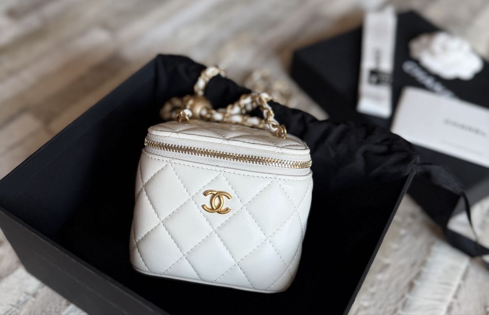 Geanta Chanel Vanity, livrare 24 ore