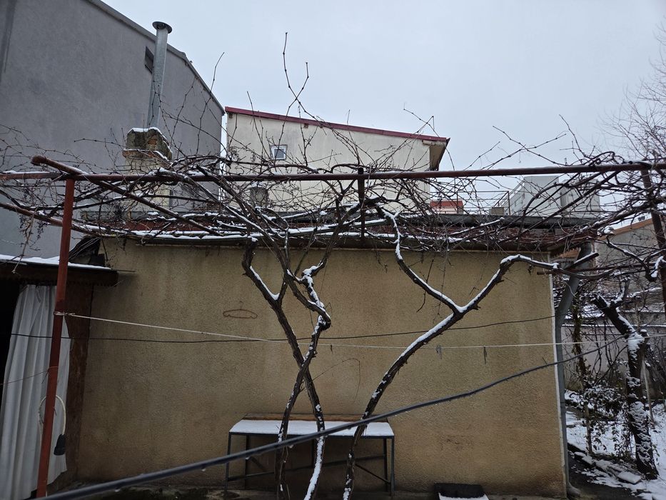 Inchiriez casa Piata Muncii