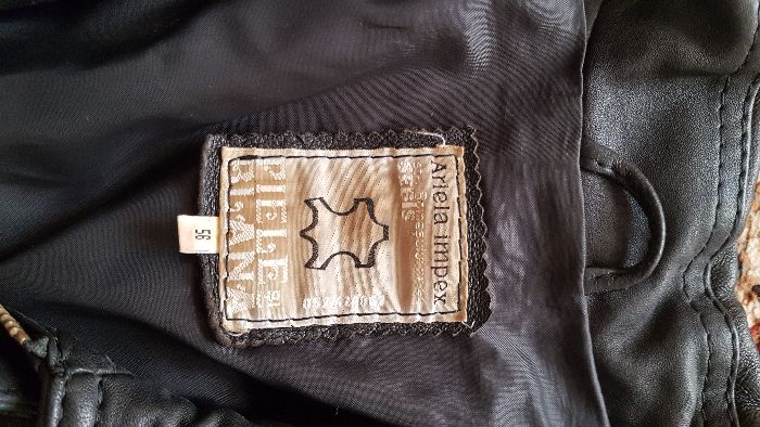 Haine de piele neagra