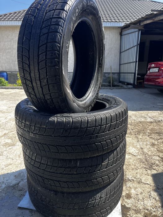 Продам колеса 215/60/16