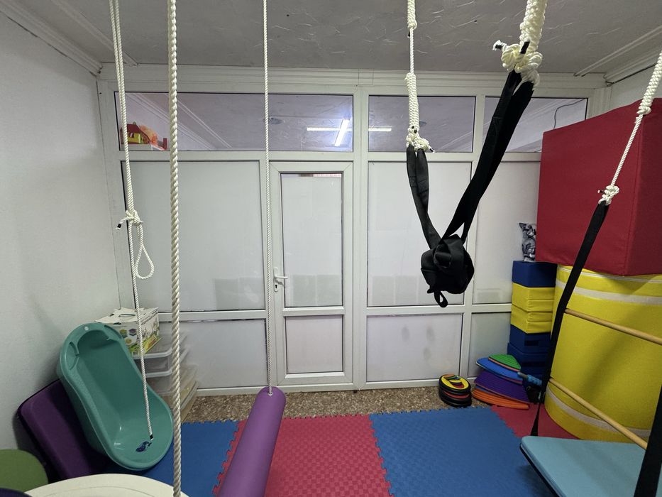 Пластиковая перегородка