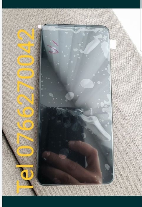 Display Original Samsung M12