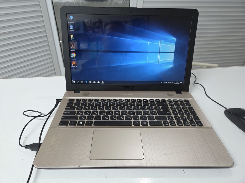Ноутбук Asus X541S
