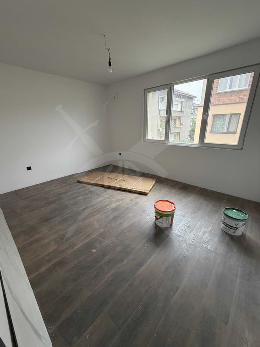 Продава се Етаж от къща в Пловдив, Гагарин - 90 кв.м за 2000 €/кв.м - Снимка #2