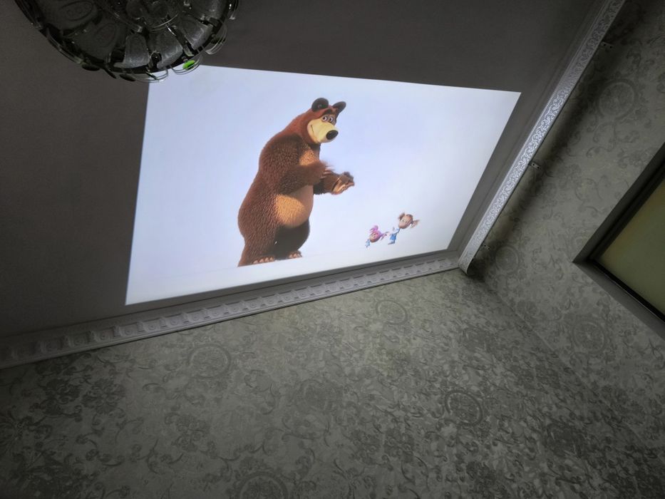 Продам Проектор Full HD