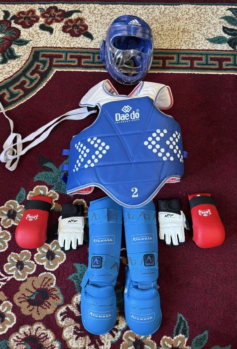 Полная Экипировка для Карате, новая!