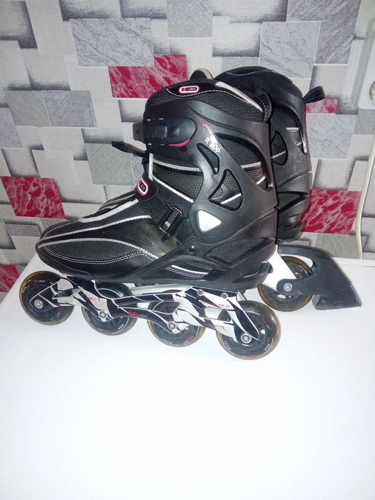 Коньки роликовые