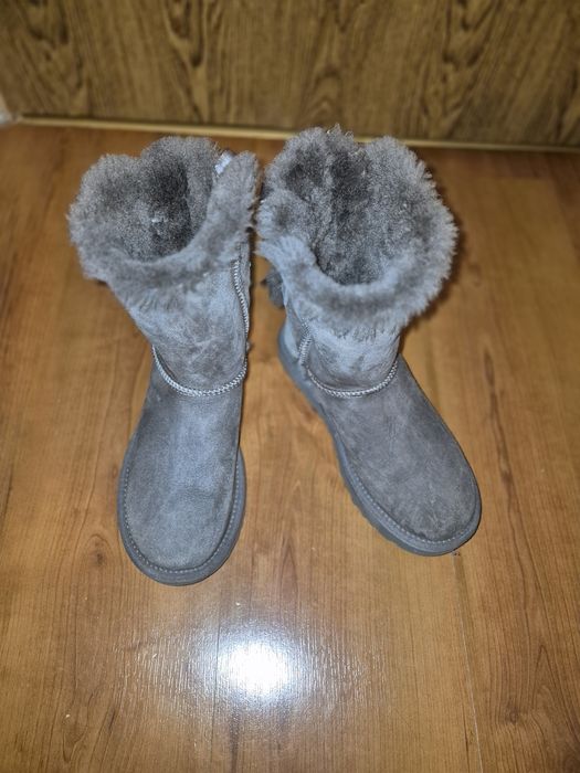 UGG апрески/  ботуши N37