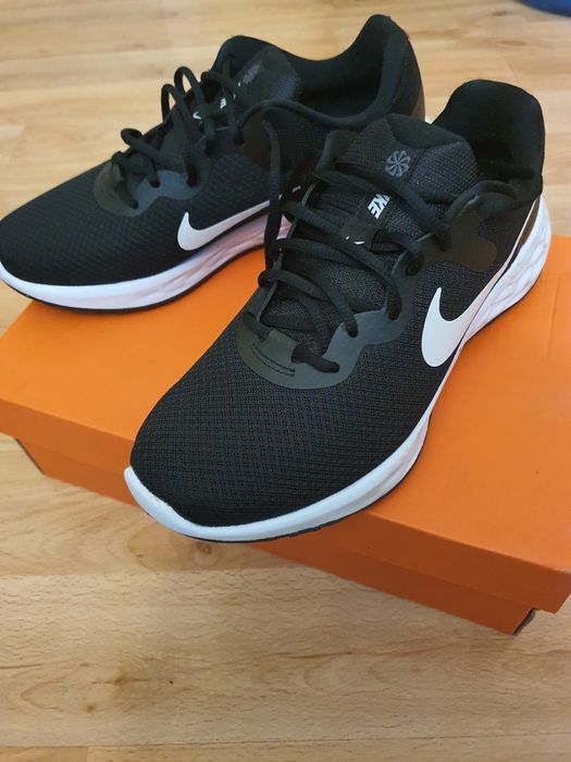 Маратонки NIKE revolution 6 NN