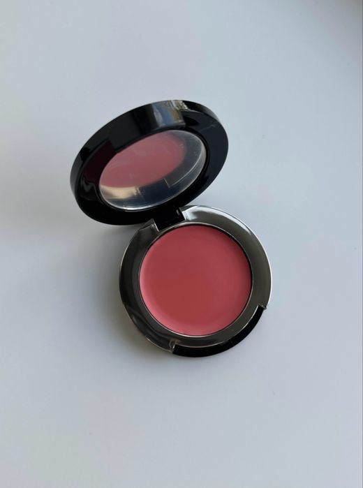 Сен сулу бренд, румяна