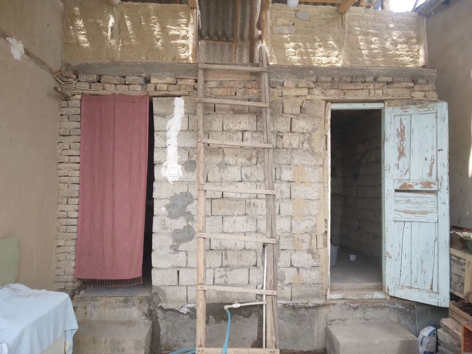 Ховли уй сотилади зудлик билан