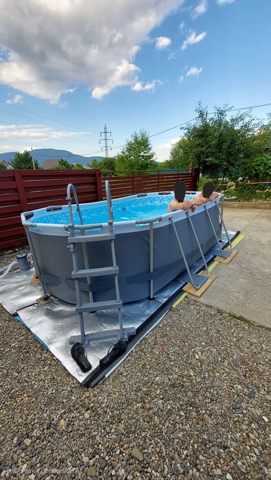 Piscina ovala cadru metalic Bestway 4.27 x 2.50 x 1