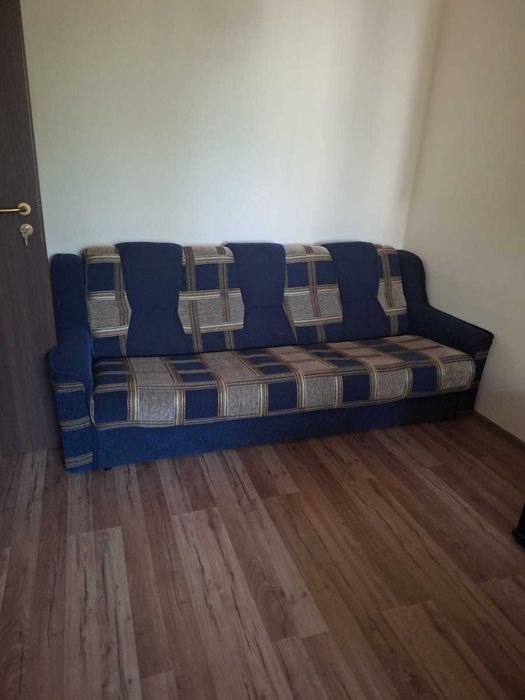 Canapea cu spatiu de depozitare