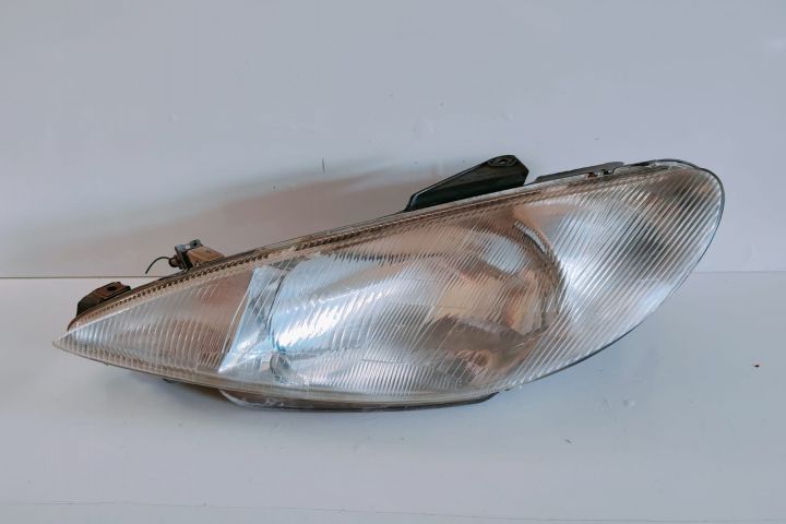 Far stanga 9632689380 Peugeot 206 prima generatie