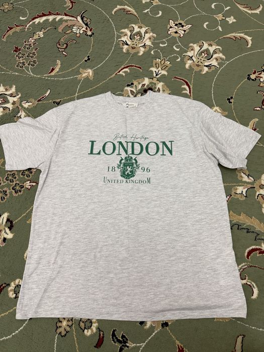 Б/у базалық кофта және стандарт футболкалар сатылады