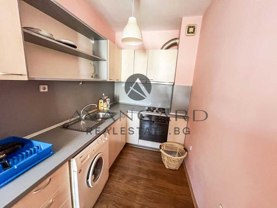 Продава се Тристаен апартамент в Пловдив, Център - 100 кв.м за 994 €/кв.м - Снимка #2