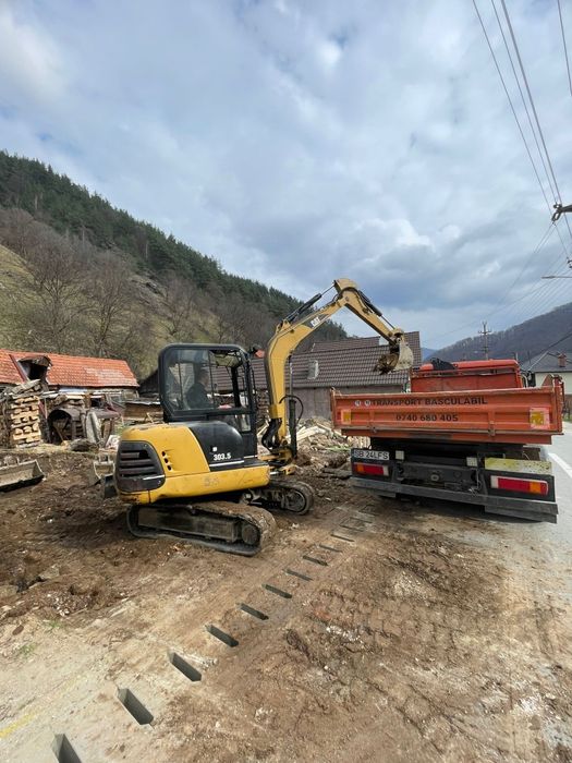 Excavator de închiriat, bobcat + mașină 7.5 t