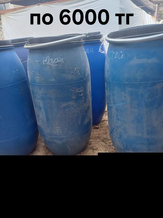 Бочка пластиковая 200 л