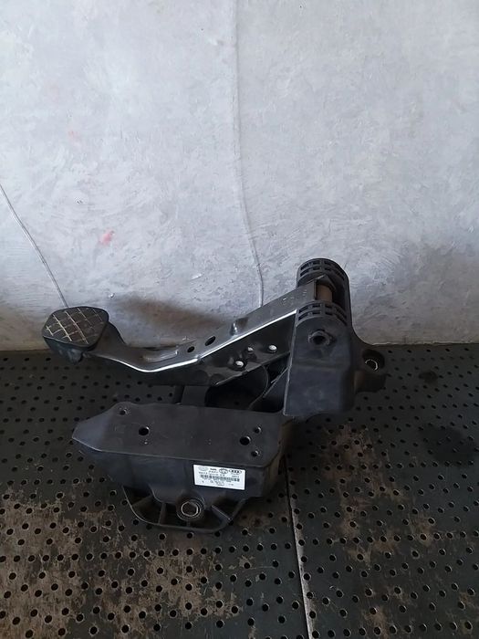 Pedala frana 1.2 tdi seat ibiza 6j 6r1721058