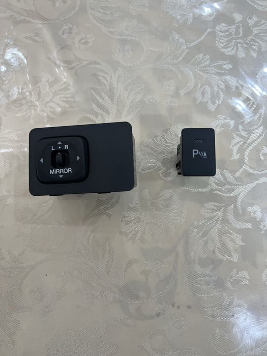 Кнопки, джойстик  Тойота