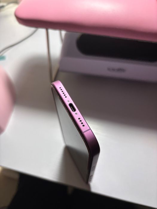 Iphone 16 plus roz